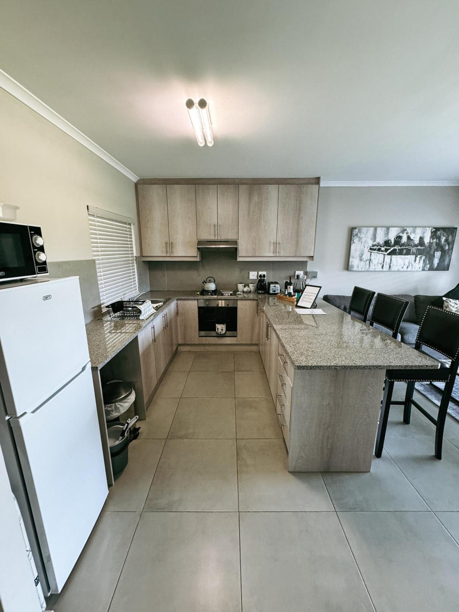 Nemesia Court Apartment Durbanville Exterior photo