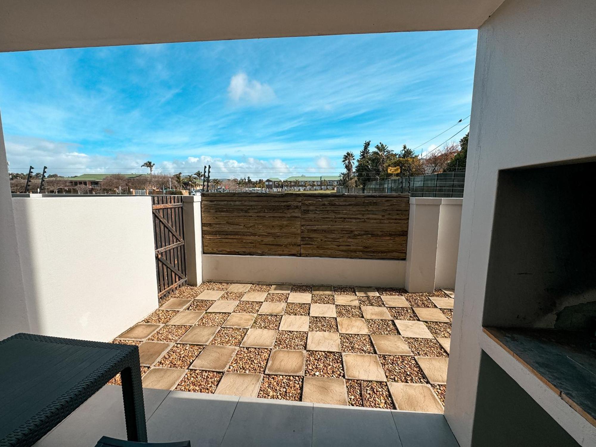 Nemesia Court Apartment Durbanville Exterior photo