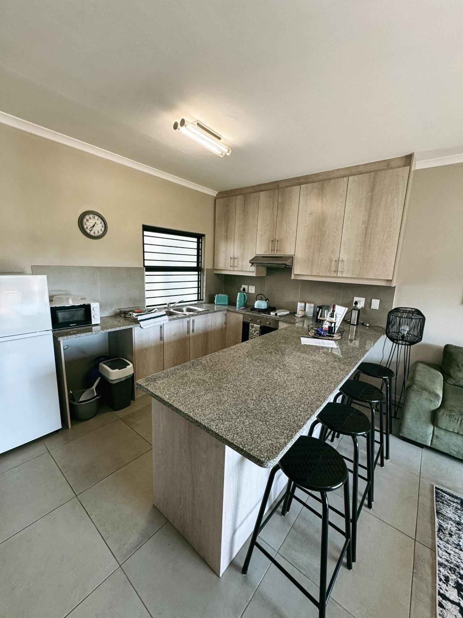 Nemesia Court Apartment Durbanville Exterior photo