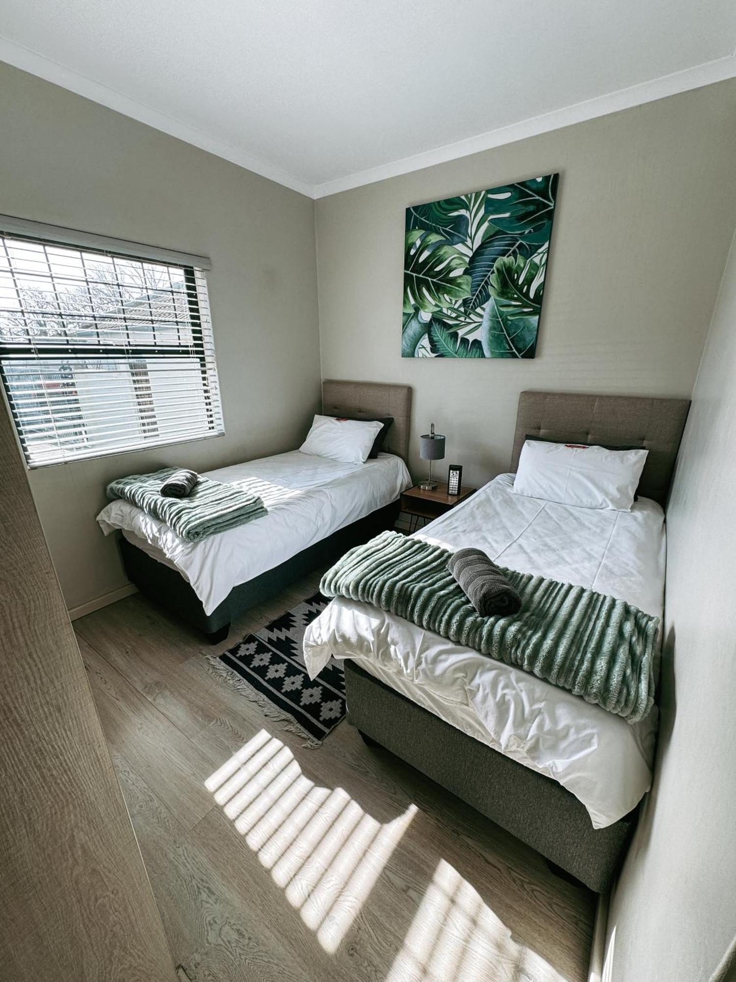 Nemesia Court Apartment Durbanville Exterior photo