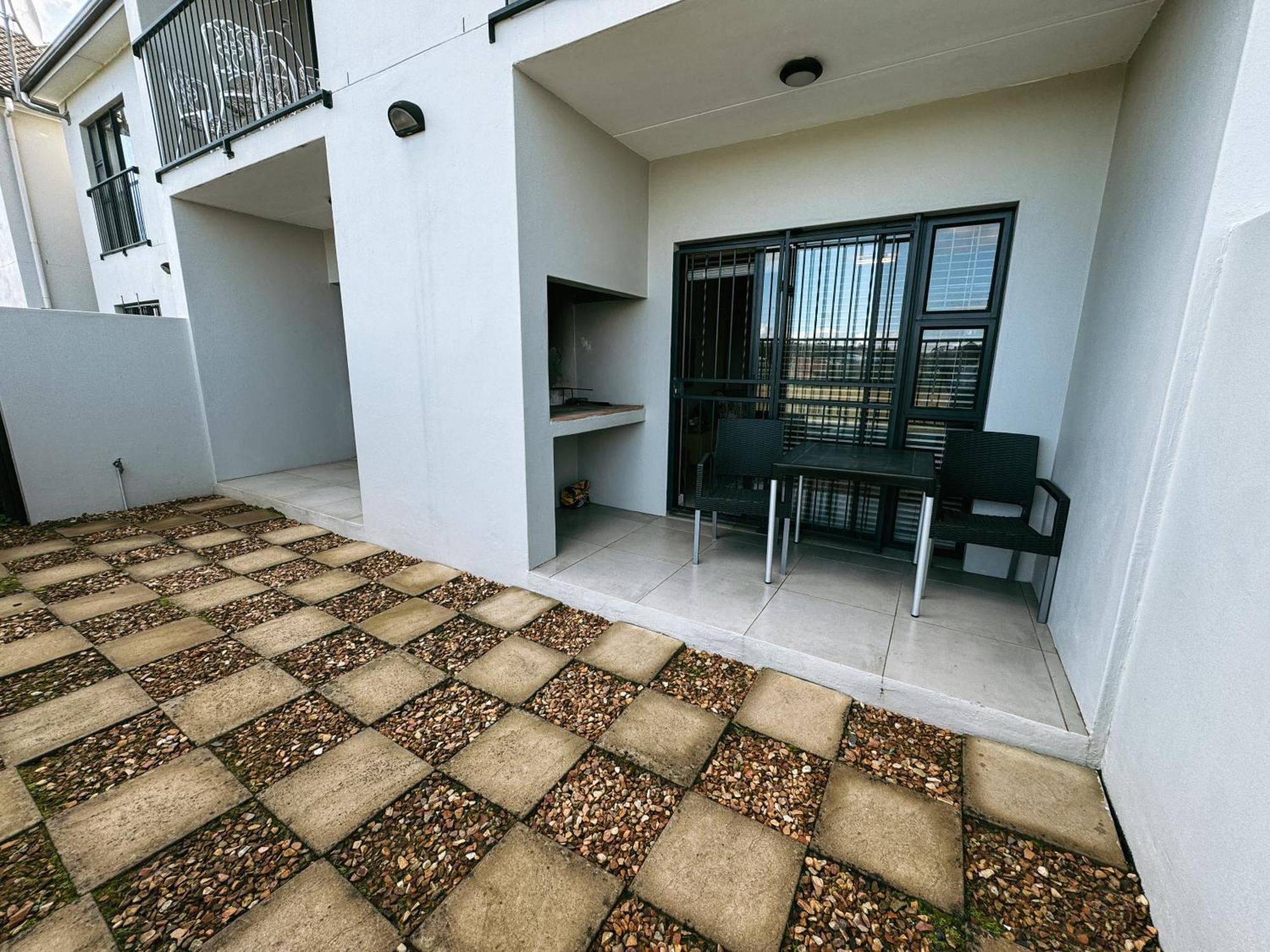Nemesia Court Apartment Durbanville Exterior photo